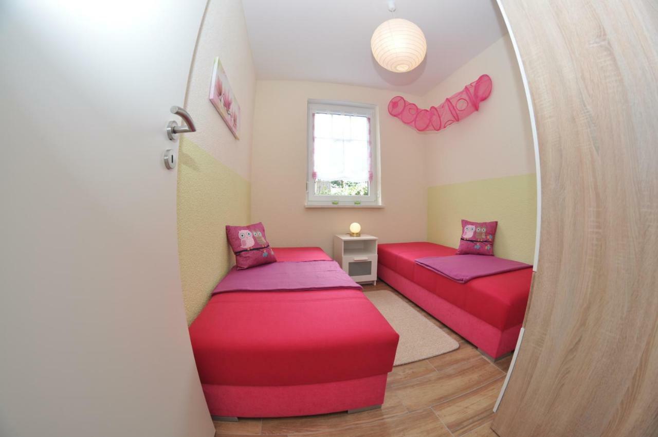 Ferienhaus Mueritzzauber / Eg-Appartement Marienfelde エクステリア 写真